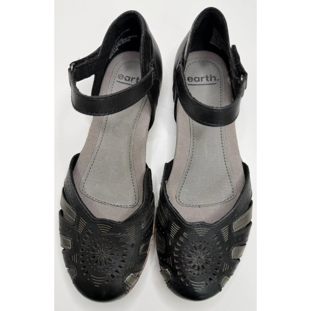 Earth Camellia Cahoon Black Leather Ankle Strap Shoes Size 7.5